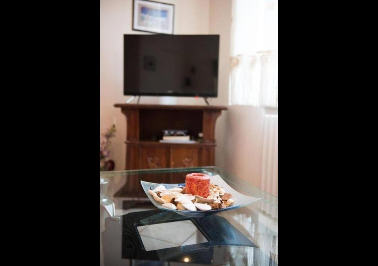 Altido Apt For 8 With Huge Terrace In Old Town Of 维亚雷焦 外观 照片