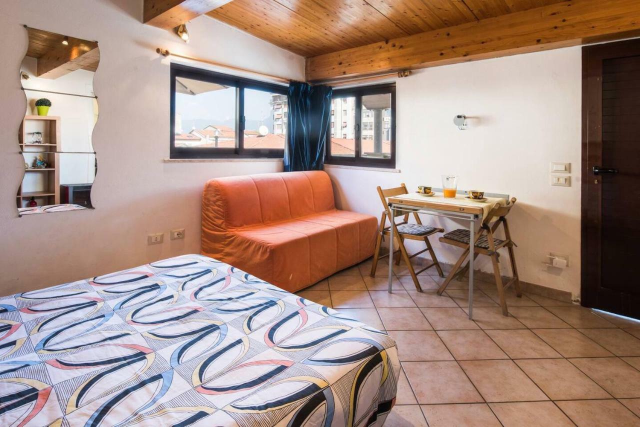 Altido Apt For 8 With Huge Terrace In Old Town Of 维亚雷焦 外观 照片